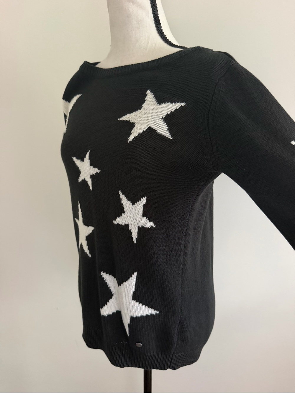 Adidas NEO Black Star-Print Sweater - Picture 11 of 13